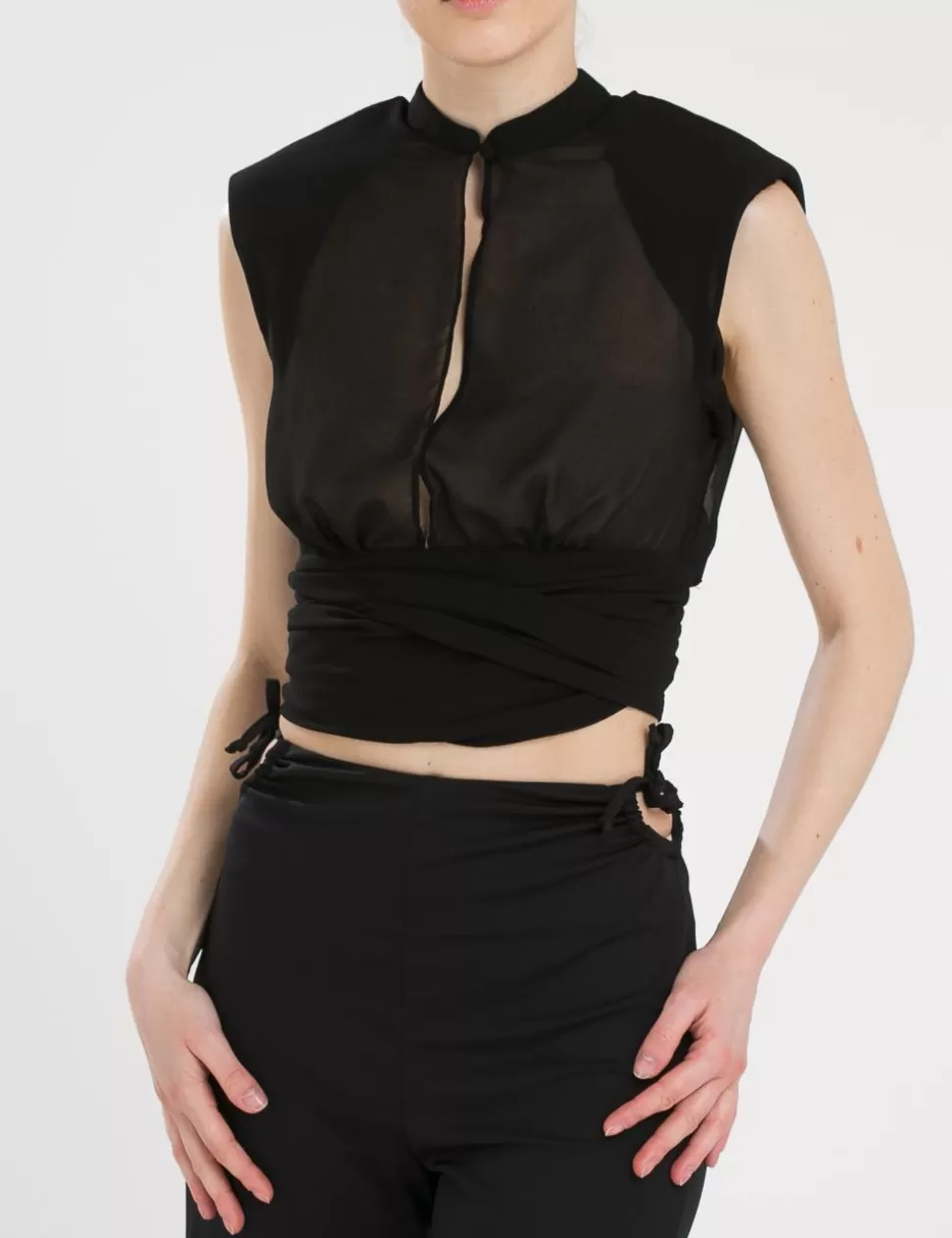 Relish Camicie>Blusa Corta Nero