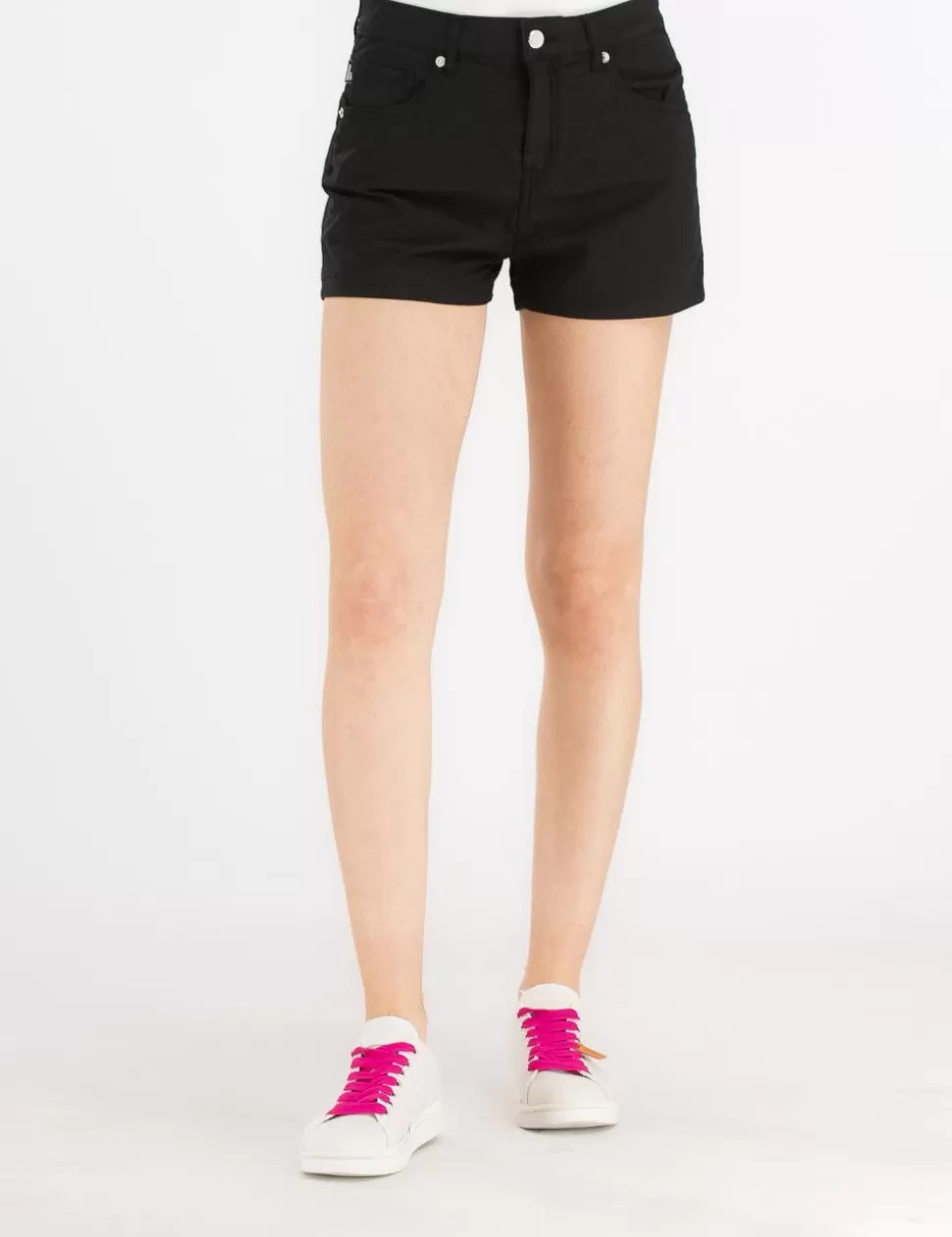 Love Moschino Pantaloni>Shorts In Denim Nero