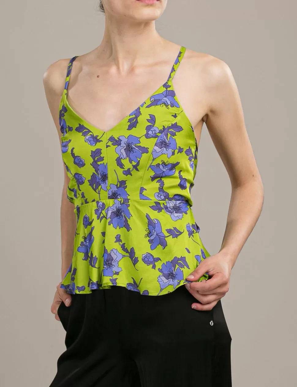 Carla Montanarini T-Shirt E Top>Top Verde Mela